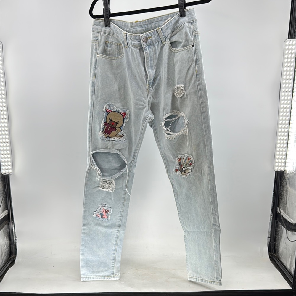 Source Unknown Light Blue Relaxed Jeans with Bear Patch